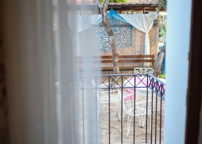 בית הארחה Cunda Nesos 4*