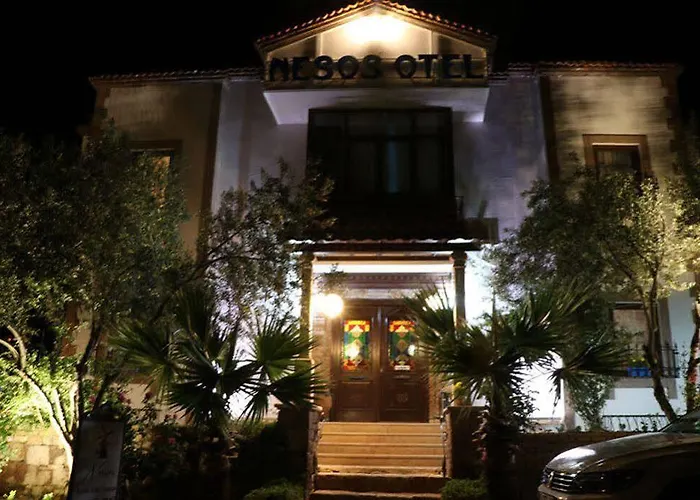 Cunda Nesos בית הארחה 4*