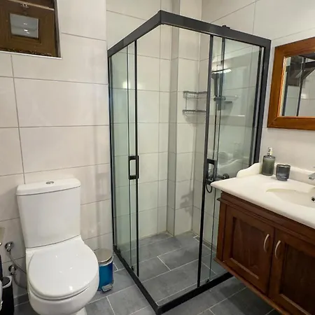 Cunda Nesos 4*