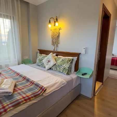 Cunda Nesos Konukevi 4*