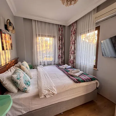 Konukevi Cunda Nesos 4*