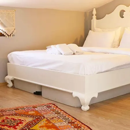 Konukevi Cunda Nesos